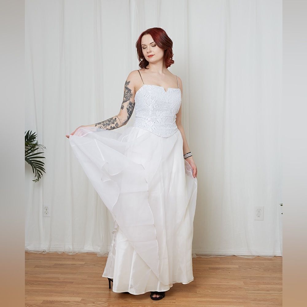 Vintage Vanessa Stevens White Gown Wedding S/M  